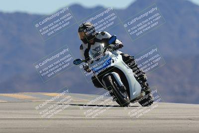 media/Mar-24-2025-Moto Forza (Mon) [[57ce5c5cff]]/3-Beginner Group/Session 4 (Turn 9)/